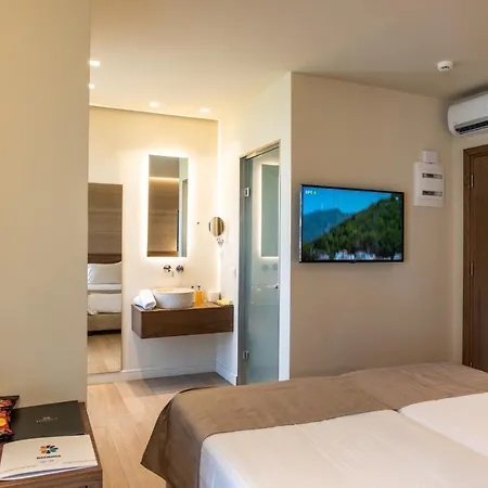 Metropole Urban Ξενοδοχείο 4*