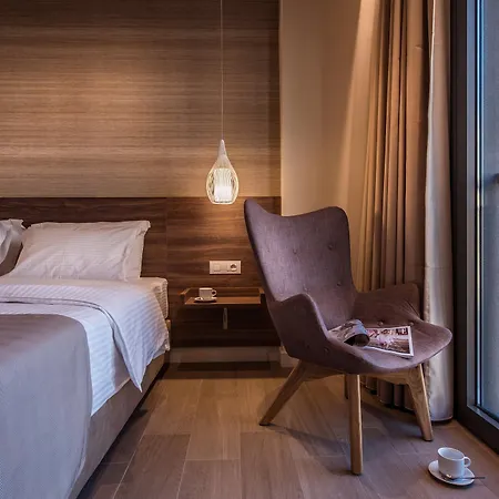 Metropole Urban 4*