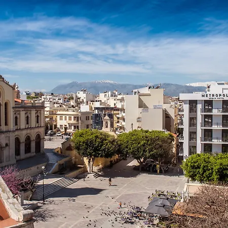 Metropole Urban Hotel 4*