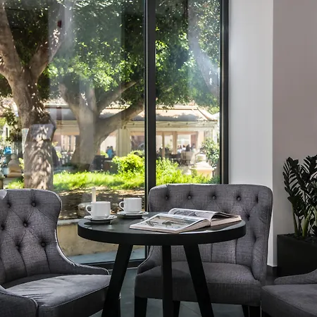 Metropole Urban 4*